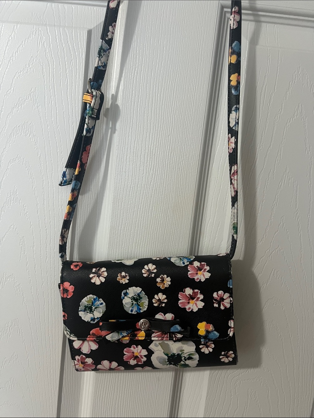Nine West Black Floral Crossbody Bag